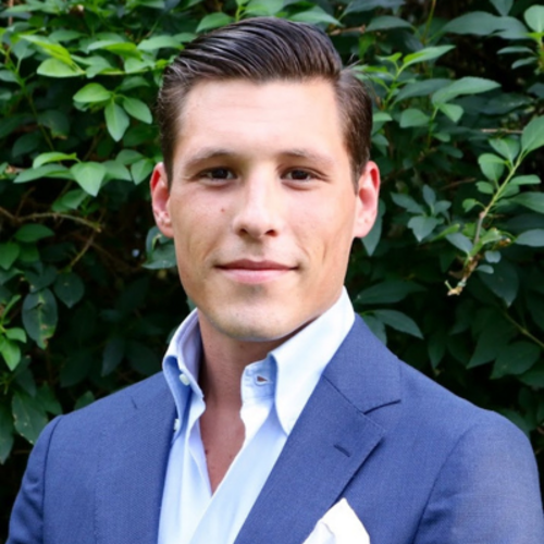 Luke Valente Headshot